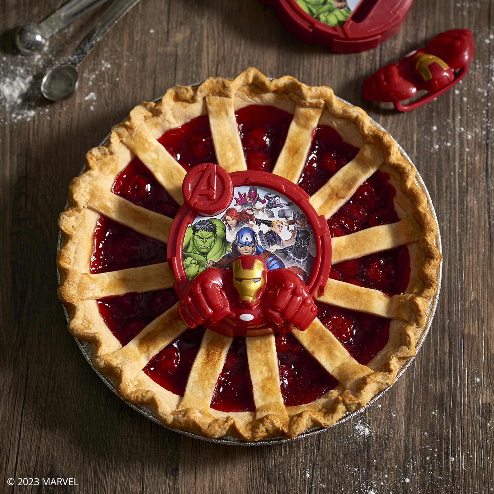 DecoSet® MARVEL Avengers Unify Cake Topper, 2-Piece Cake Decoration Featuring Iron Man, Hulk, Captain America, Black Panther, And More - Image 8